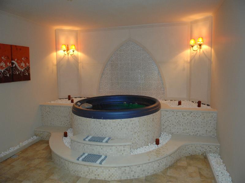 Nymfes Hotel Káto Loutrákion Dış mekan fotoğraf