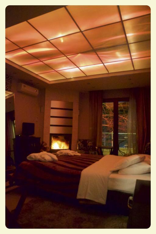 Nymfes Hotel Káto Loutrákion Oda fotoğraf