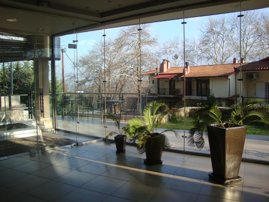 Nymfes Hotel Káto Loutrákion Dış mekan fotoğraf